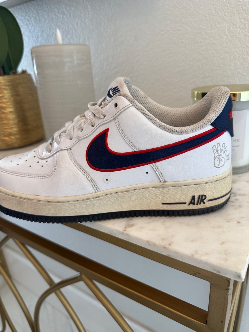 Nike White Navy Red Low-Top Leather Sneaker